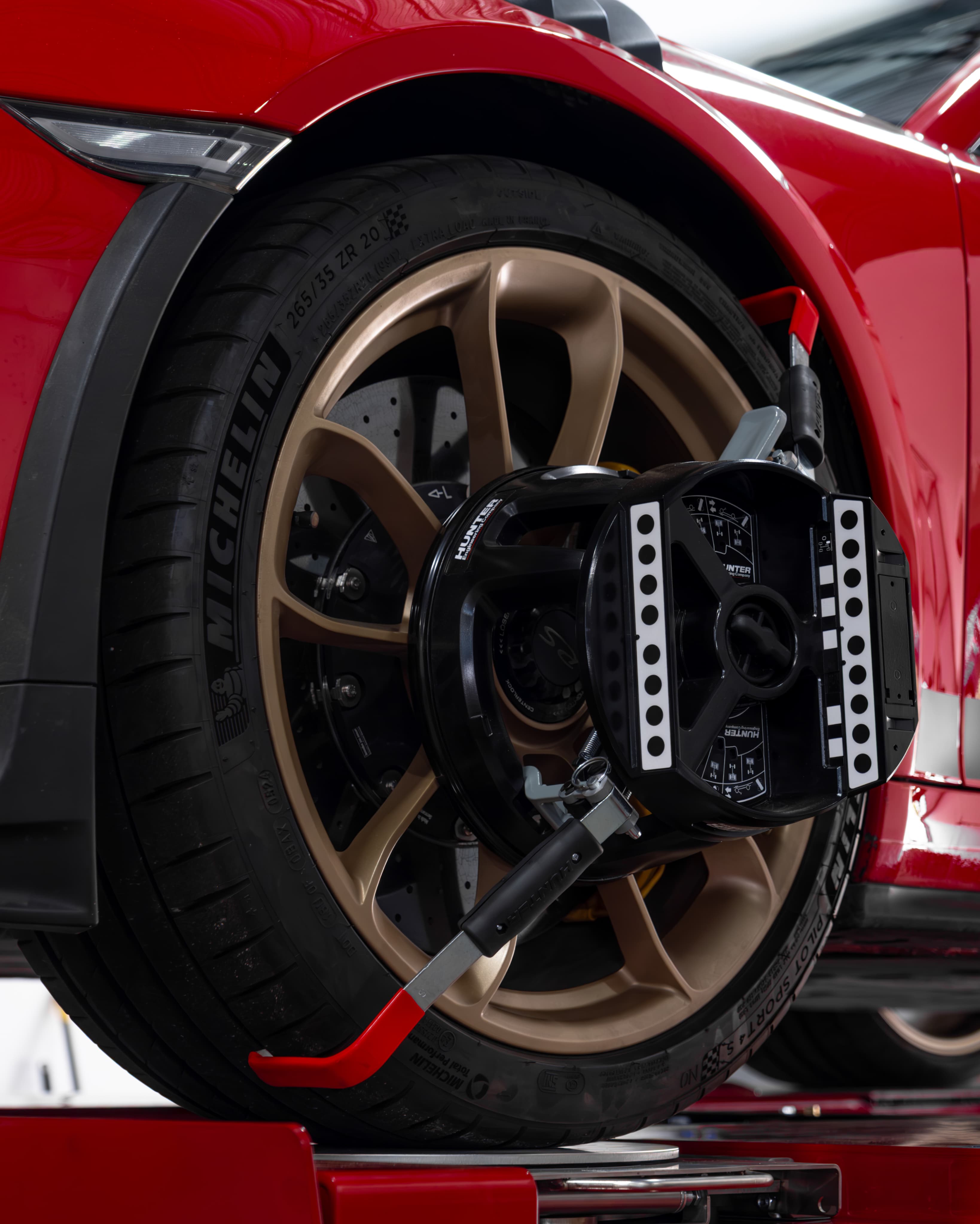 SCollective Alignment Rack - Wraping and Detailing